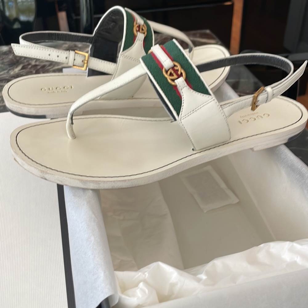 Authentic Gucci Sandals - Picture 13 of 15